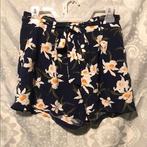 High waist linen shorts